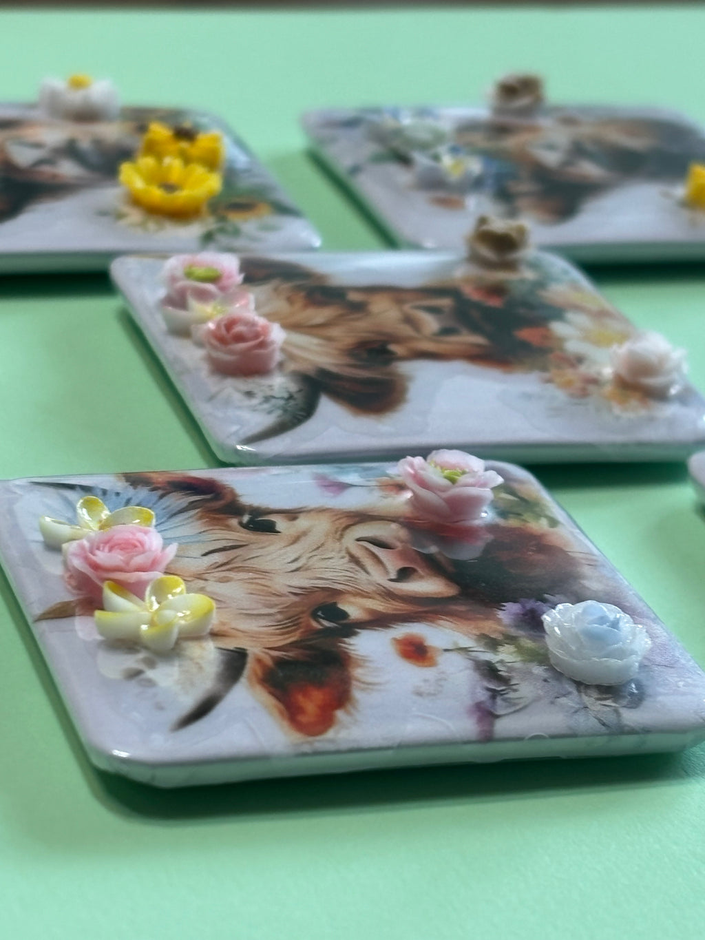 3D Flowers and Cows