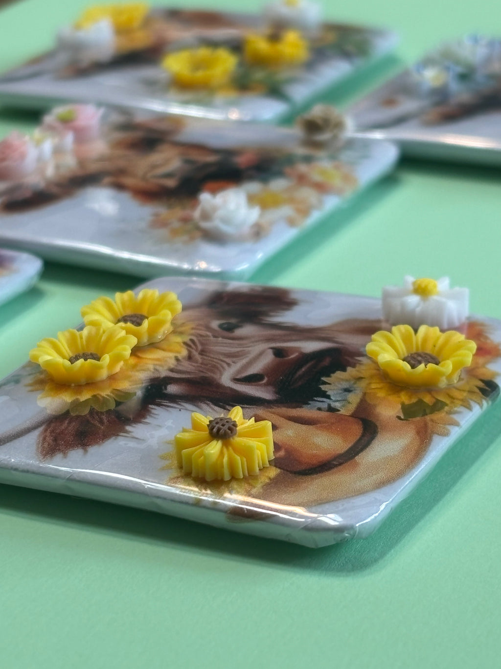 3D Flowers and Cows